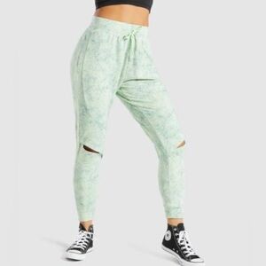 Gymshark Weight Lifting Chalk Joggers Split-Knee Pants Women’s M Sage‎ Green